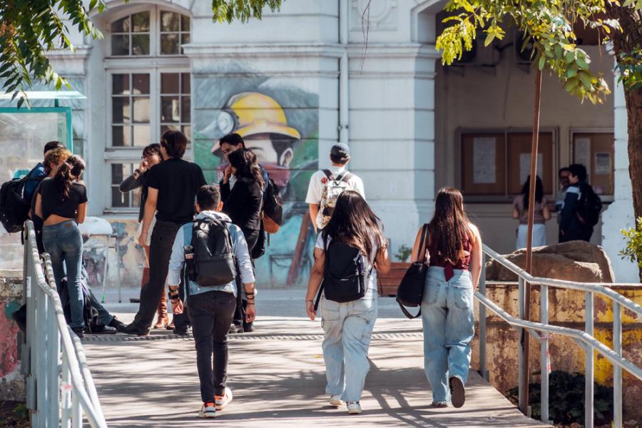 Estudiantes en Jotabeche